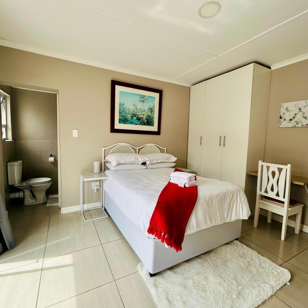 Hidden Bliss Guesthouse 东伦敦 客房 照片